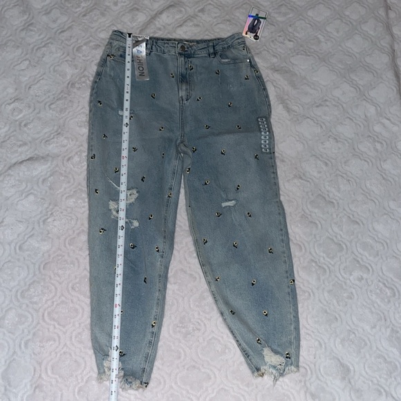 Mom Jean style/ Hi-waist loose mom Jean size 15/32 - Picture 5 of 8